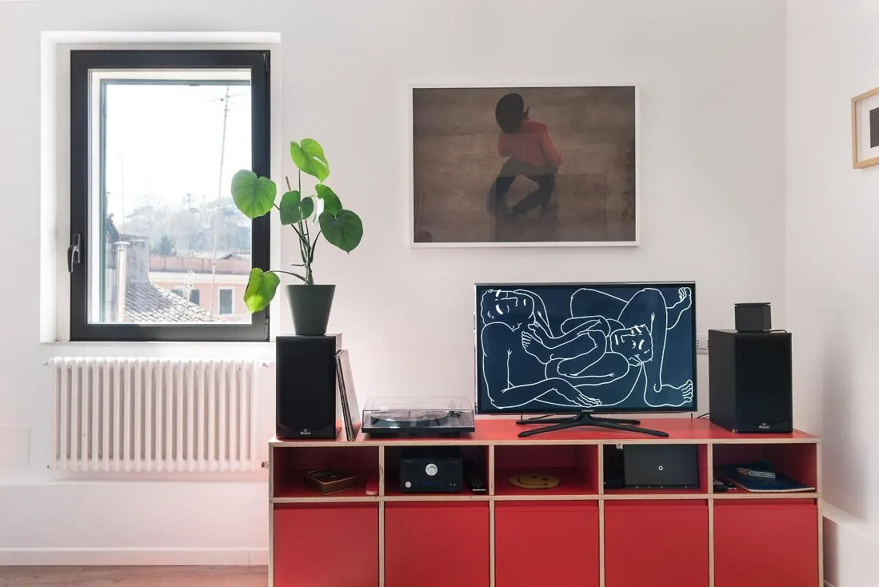 Apartment Idyllia Lighty Flat With Views In Trastevere Rome